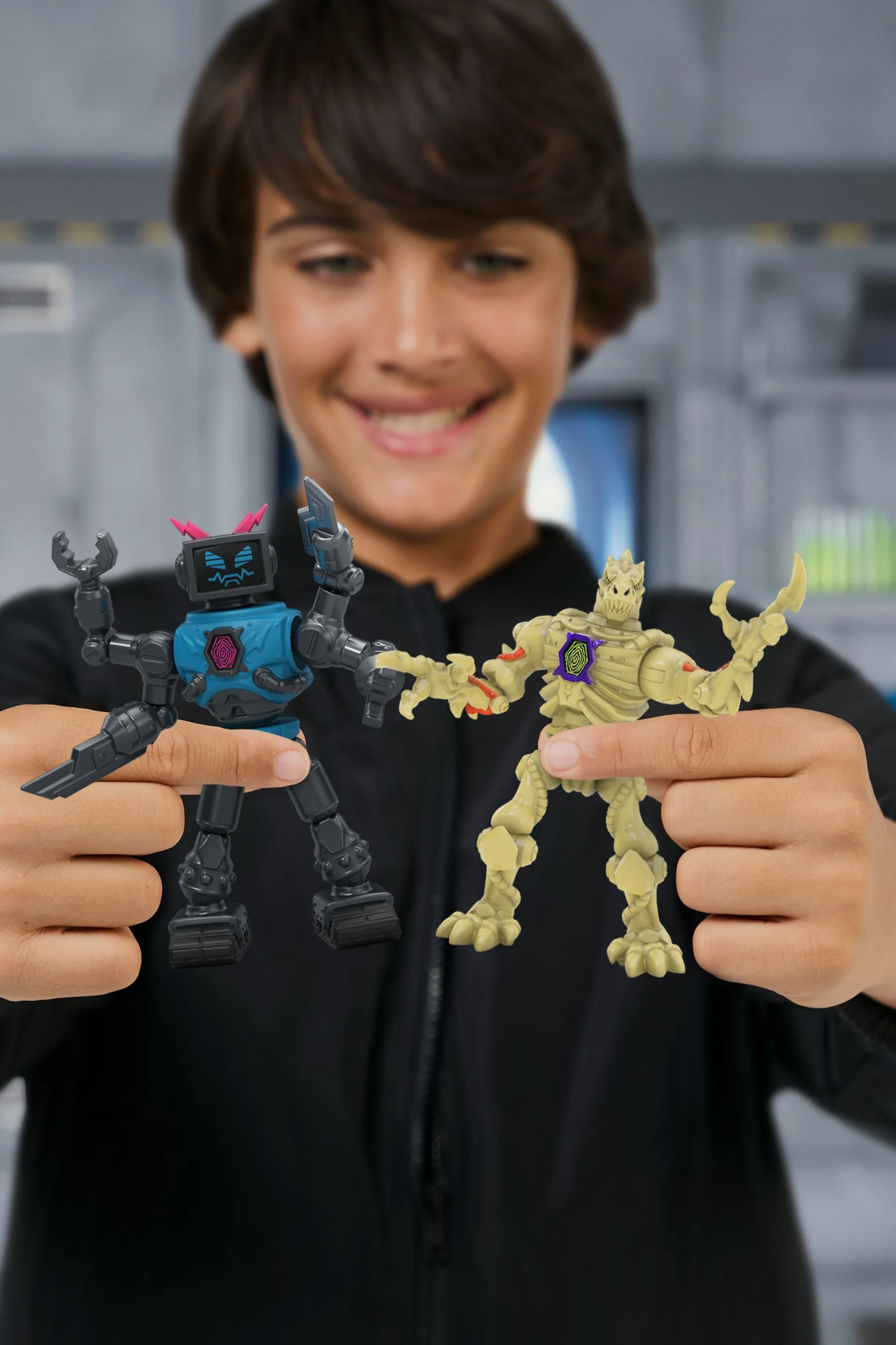 MrBeast Lab Hybrids Action Figure 2-pack – Hyper Fusion Series 35 MrBeast Lab Hybrids Action Figure 2-pack – Hyper Fusion Series